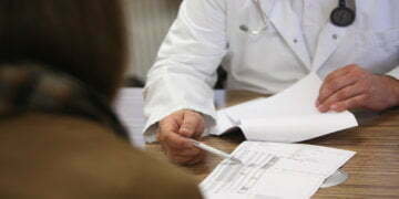 Here’s how to avoid medical identity robbery 16