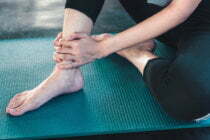 What can motive lower lower back and leg ache? 20