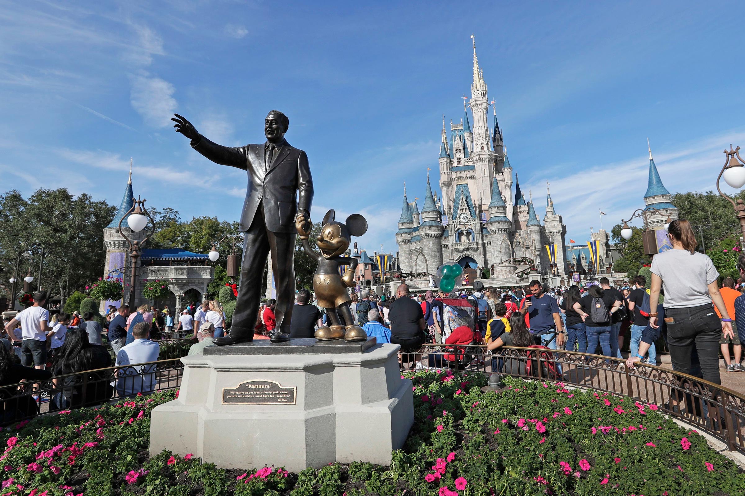 Disney Tried to Open a Fast-Food Franchise—Here’s Why It Failed 11