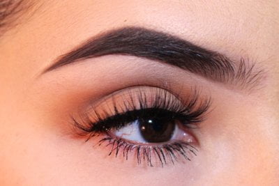 What to know approximately eyebrow hair loss 1