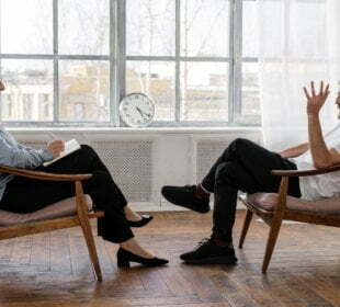 Factors to Scrutinize before Enrolling to Rehab Facilities 5