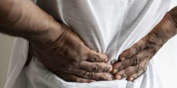 Don't Let Back Pain Slow You Down! Try These Solutions Today 7