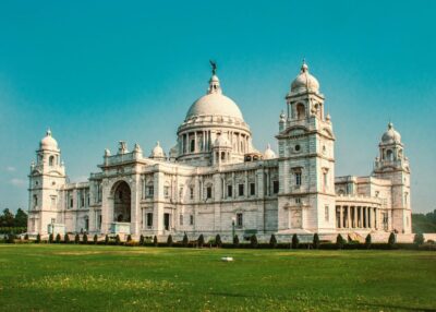 Discover the beauty of colonial architecture today! 9
