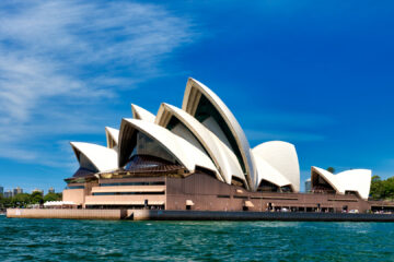 Sydney Opera House - The World-Famous Architecture 1